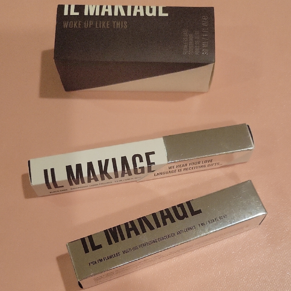 IL MAKIAGE Multi-Use Concealer - Silver and Brown Packaging